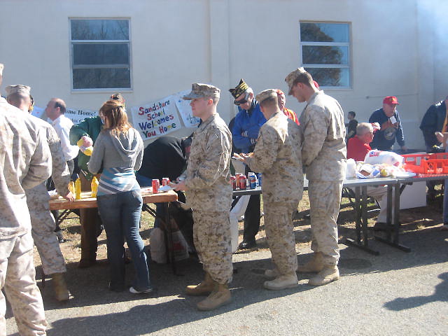 Marines Eating 2