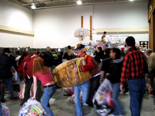 Toys for Tots 2005 108