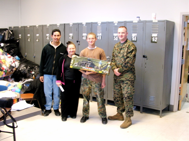 Toys for Tots 2005 125